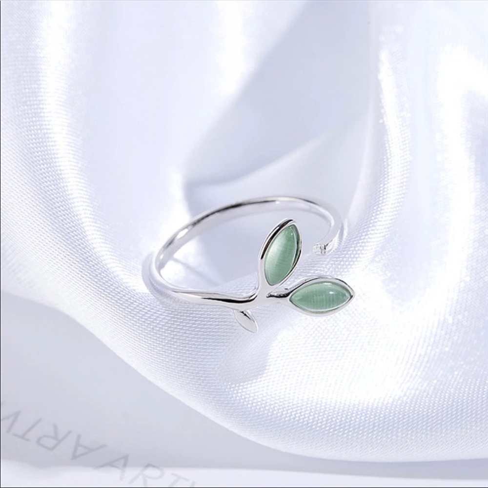 .925 Sterling silver ring🚨Last One🚨 - Picture 4 of 6